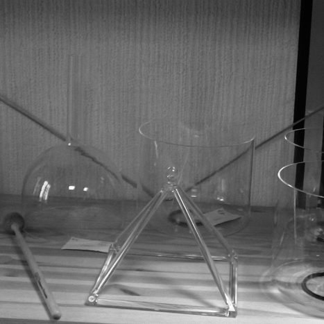 Bols de cristal clair + pyramide