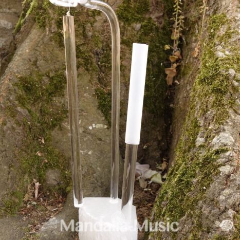 Pendule chantant de cristal